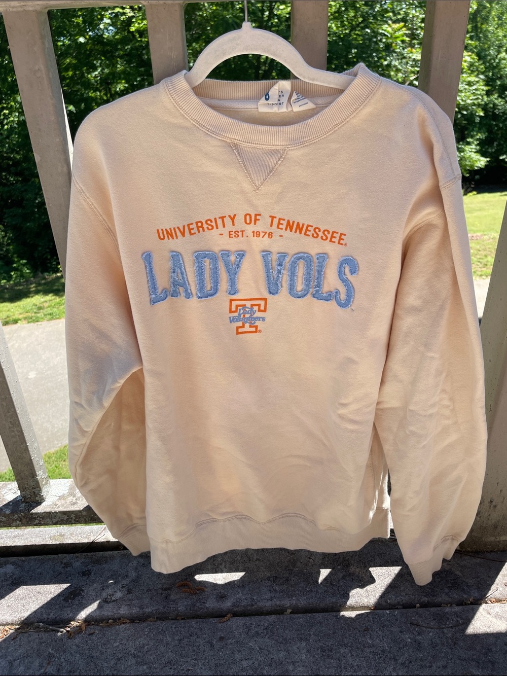 Lady Vols University of Tennessee Blue 84 Cream Sweatshirt
